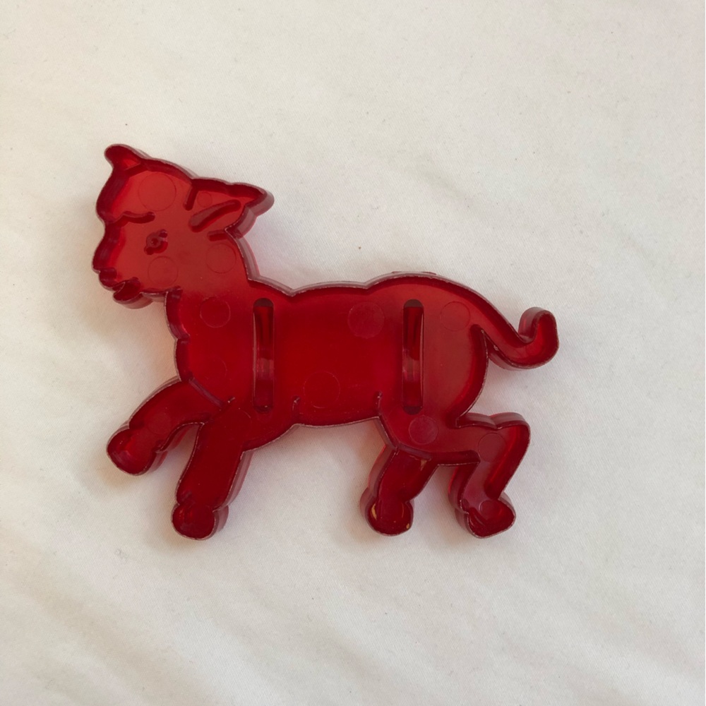 9 Cookie Cutters Red Plastic Translucent Vintage Animals Circus Pony Lamb Bear - Picture 7 of 12